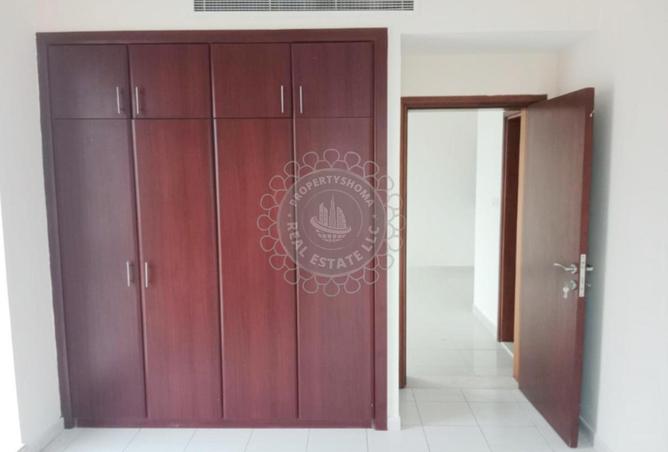 76983457 - Property Image 3