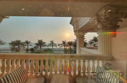 Apartment - 2 Bedrooms - 3 Bathrooms for rent in Kempinski Palm Residence - The Crescent - Palm Jumeirah - Dubai
