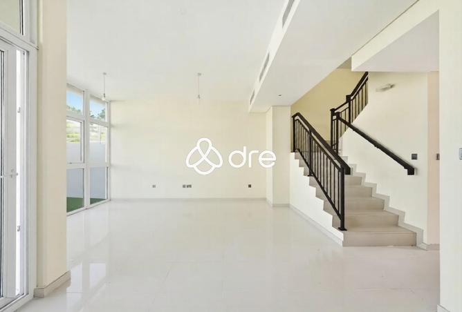 74233958 - الصورة الرئيسية للعقار