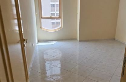Apartment - 4 - 3 for rent in Al Majaz 3 - Al Majaz - Sharjah