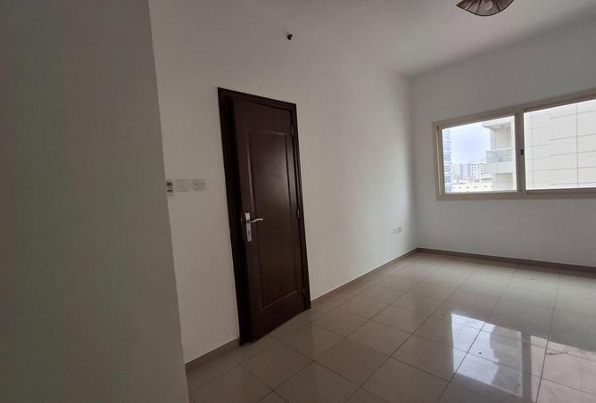 77810363 - صورة العقار 3