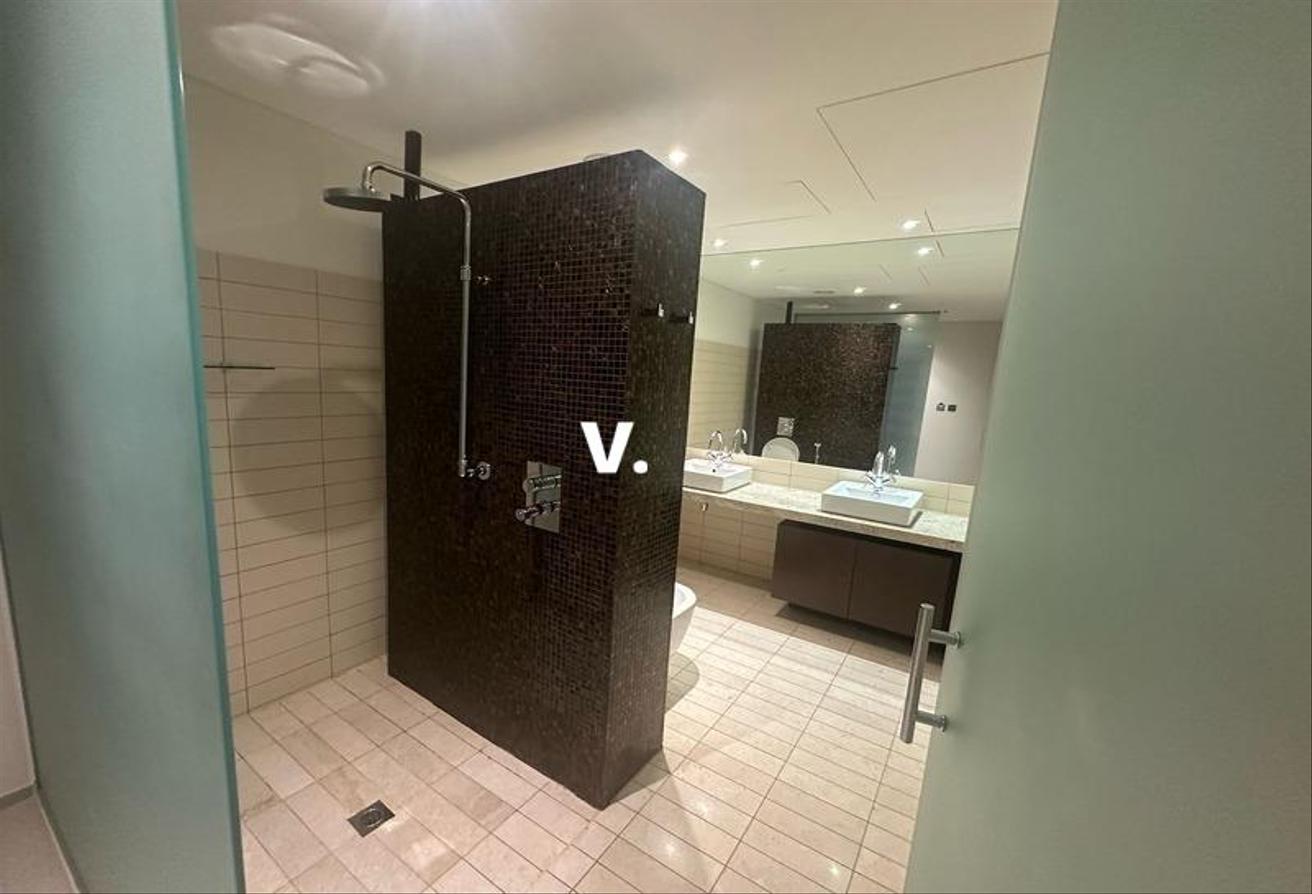 Furnished | Free AC | Close To One Central photo 5