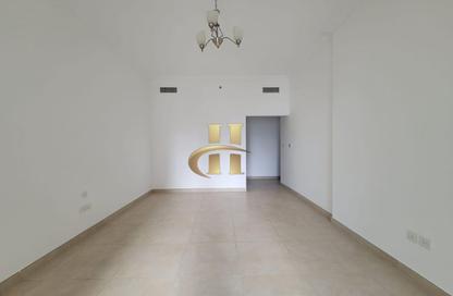Apartment - 2 Bedrooms - 3 Bathrooms for rent in Plaza Residences 2 - Plaza Residences - District 13 - Jumeirah Village Circle - Dubai