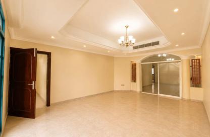 Villa - 4 Bedrooms - 5 Bathrooms for rent in Mirdif Villas - Mirdif - Dubai