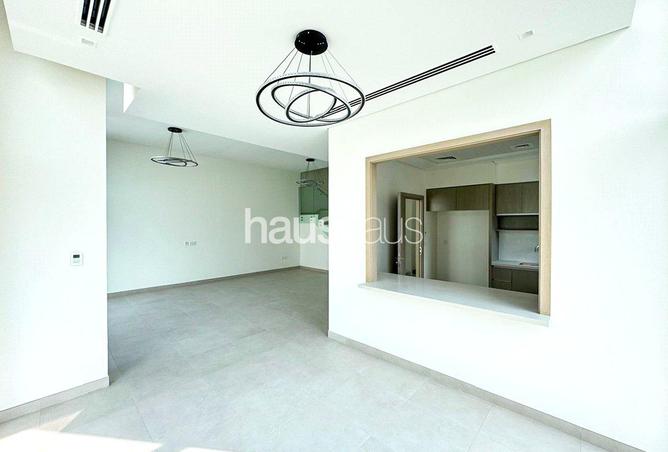 87032872 - Property Image 3