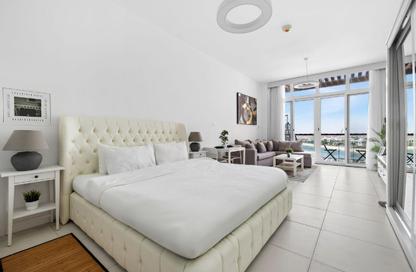 Apartment - Studio - 1 Bathroom for rent in Palm Views West - Palm Views - Palm Jumeirah - Dubai
