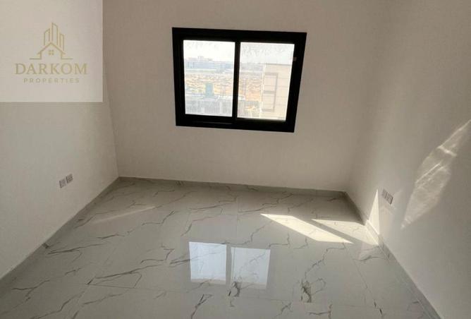 87464069 - Property Image 2
