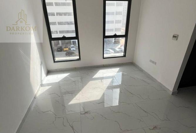 87464069 - Property Main Image