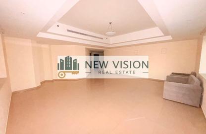 Apartment - 3 Bedrooms - 4 Bathrooms for rent in Al Khan Corniche - Al Khan - Sharjah