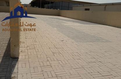 أرض - استوديو للبيع في مبني علي موسى - الصجعة الصناعية - الصجعة - الشارقة