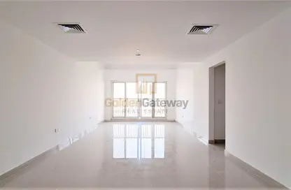 شقة - 2 غرف نوم - 3 حمامات للايجار في الاندلسي الاسباني - مساكن القناه المائية - مدينة دبي الرياضية - دبي شقة - 2 غرف نوم - 3 حمامات للايجار في الاندلسي الاسباني - مساكن القناه المائية - مدينة دبي الرياضية - دبي