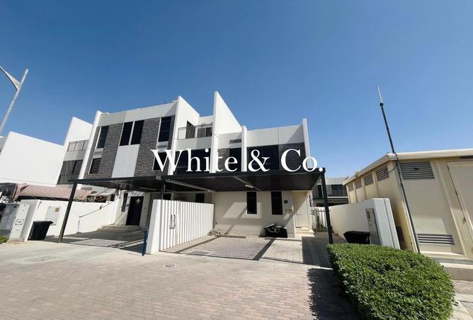 64413725 - Property Main Image