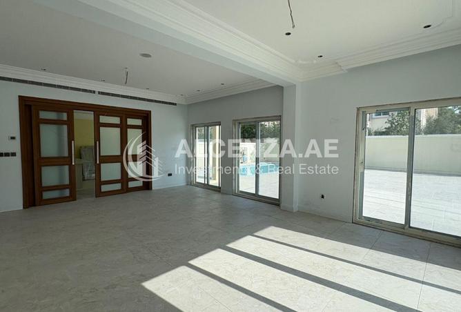 73861893 - Property Image 2