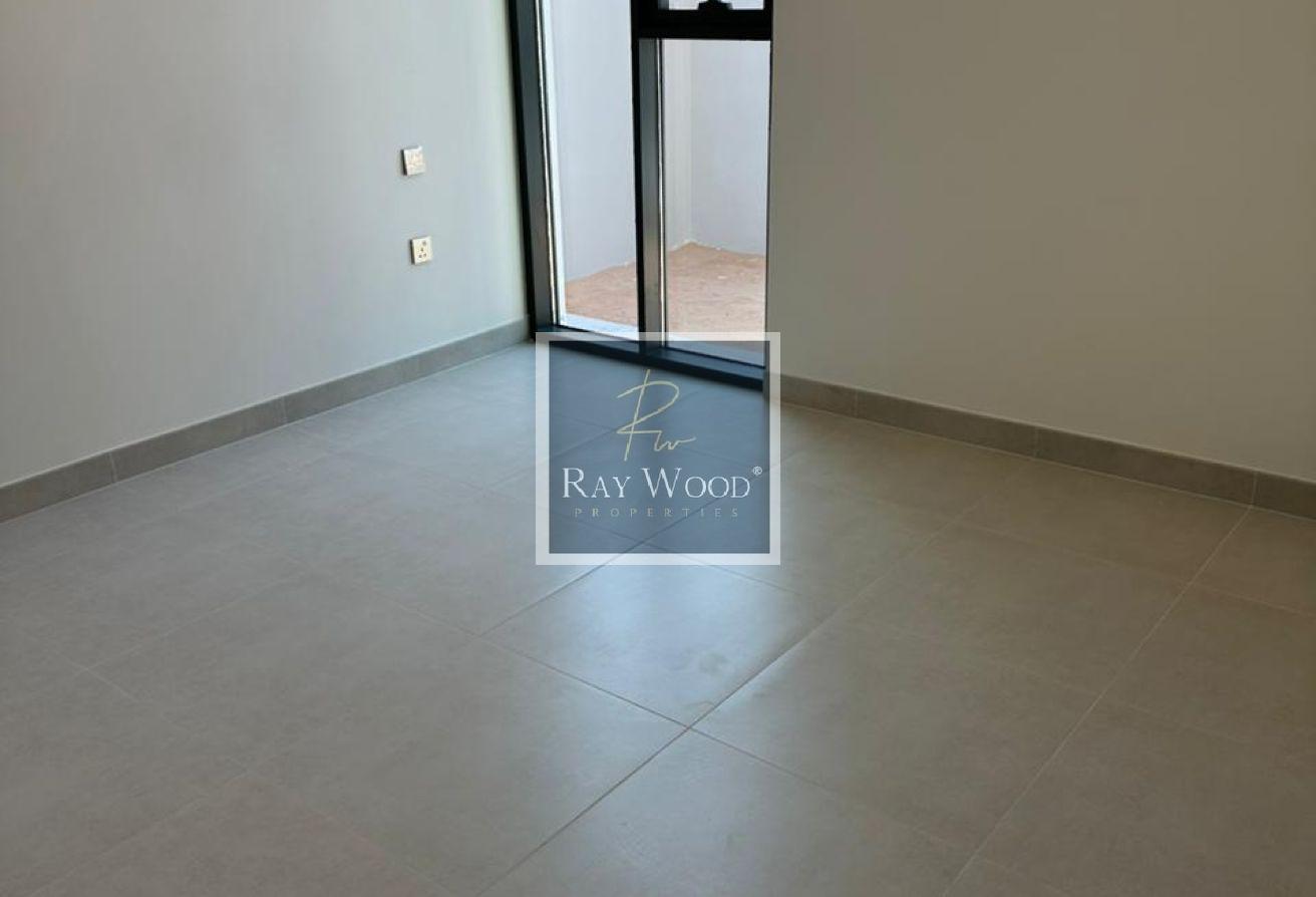 Beautiful landscape | Corner unit | On park photo 3