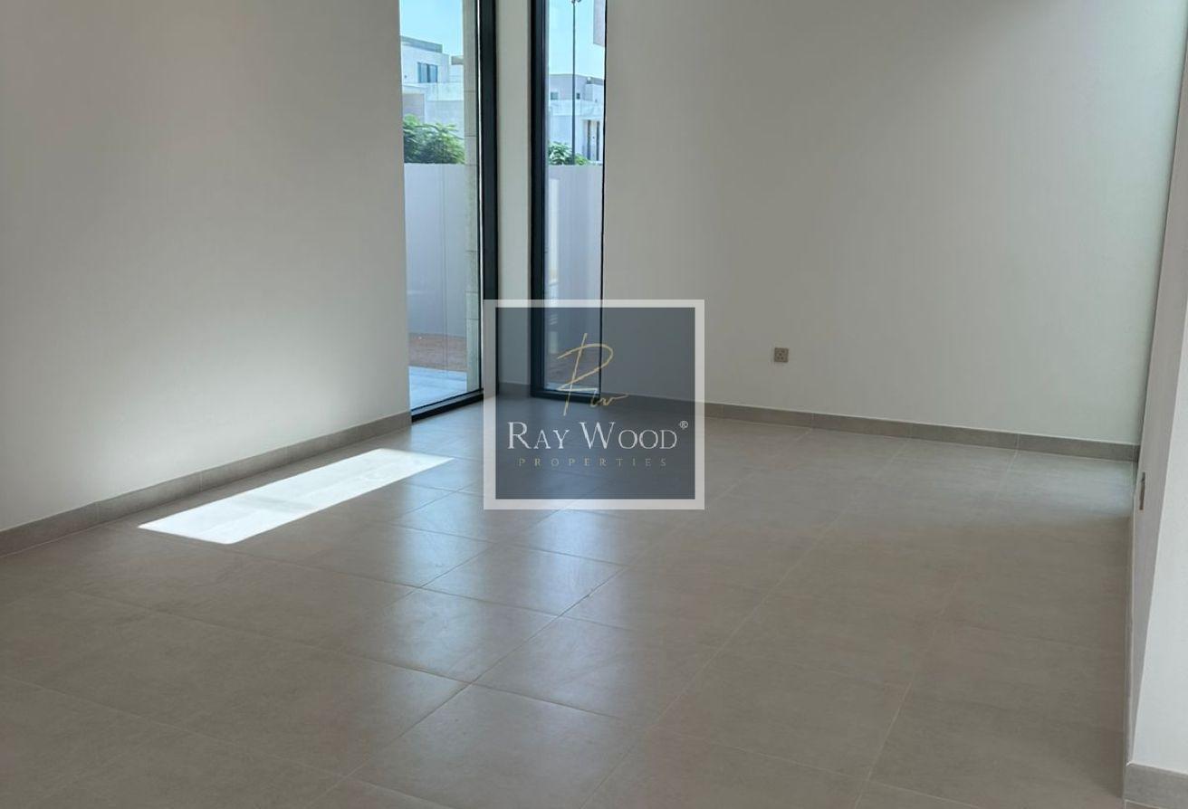 Beautiful landscape | Corner unit | On park photo 5