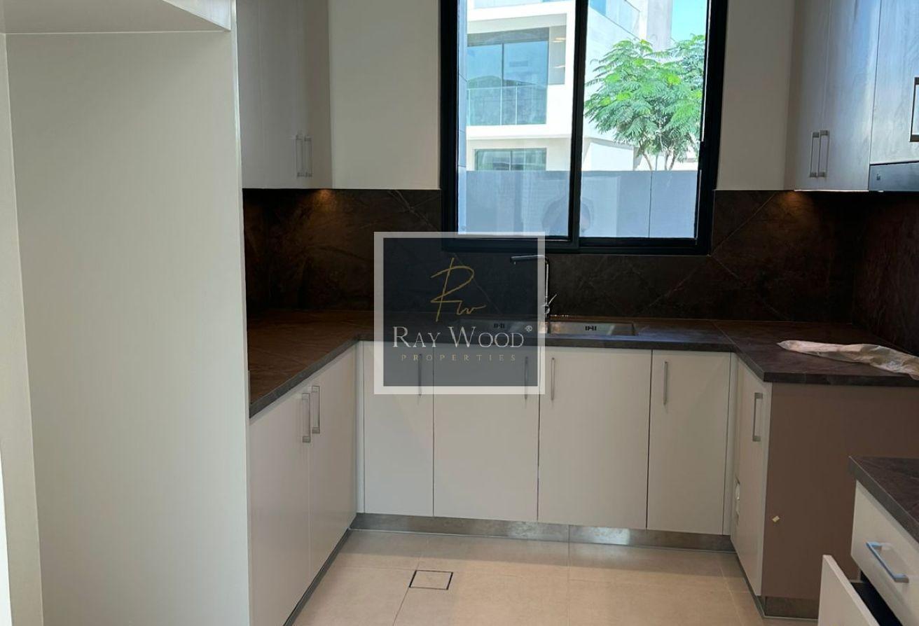 Beautiful landscape | Corner unit | On park photo 6