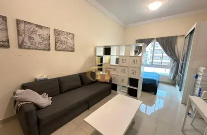 شقة - 1 حمام للبيع في مبنى أوركيديا - الضاحية 13 - قرية جميرا الدائرية - دبي