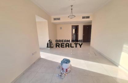 Apartment - 1 Bedroom - 2 Bathrooms for rent in Ali Mousa Tower 2 - Al Majaz 2 - Al Majaz - Sharjah