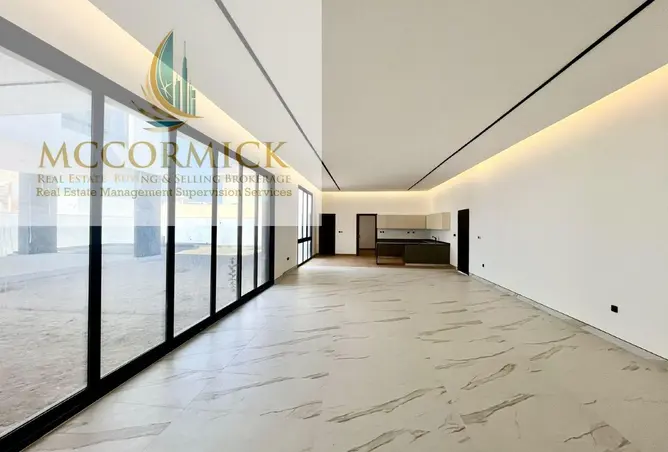 156402351 - Property Image 2