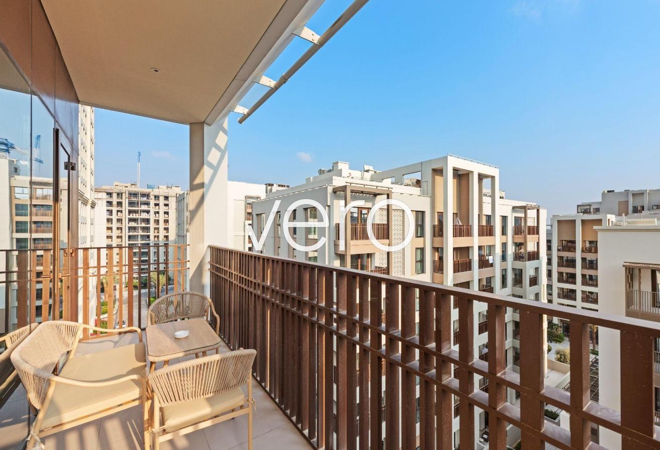 Contemporary 2BR | Beach Access | Vacant photo 7