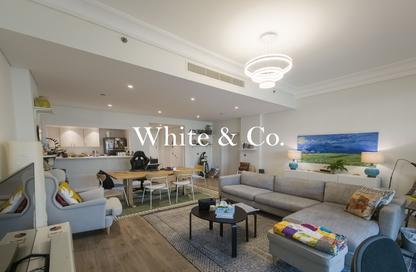 Apartment - 1 - 2 for sale in Jash Hamad - Shoreline Apartments - Palm Jumeirah - Dubai