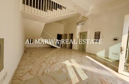 Villa - Studio - 5 for rent in Al Sabkha - Al Riqqa - Sharjah