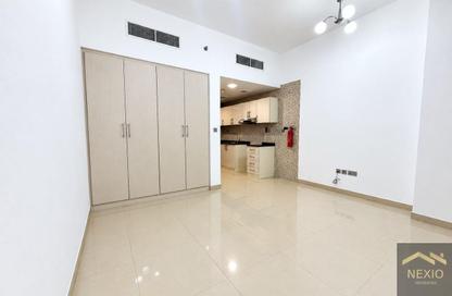 Apartment - Studio - 1 for rent in Uniestate Millennium Tower - Dubai Silicon Oasis - Dubai Apartment - Studio - 1 for rent in Uniestate Millennium Tower - Dubai Silicon Oasis - Dubai