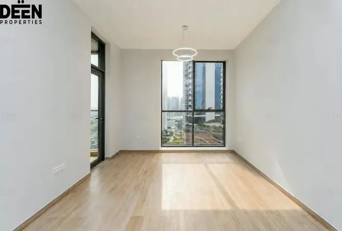 165600381 - Property Image 2