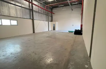مستودع - استوديو - 1 حمام للايجار في 18 المنطقة الصناعية رقم - المنطقة الصناعية بالشارقة - الشارقة