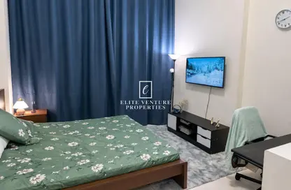 Apartment - Studio - 1 Bathroom for sale in Royal Residence 1 - Royal Residence - Dubai Sports City - Dubai