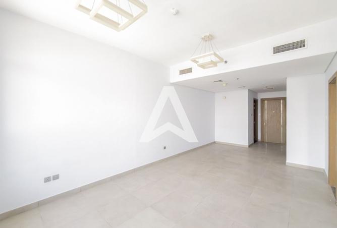 Exclusive | Upgraded 1BR | Chiller Free | Majan — photo 2