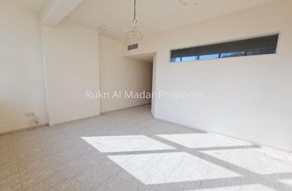 Apartment - 1 - 1 for rent in Ibtikar 2 - Al Majaz 2 - Al Majaz - Sharjah