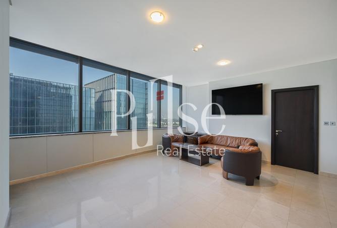 136077417 - Property Main Image