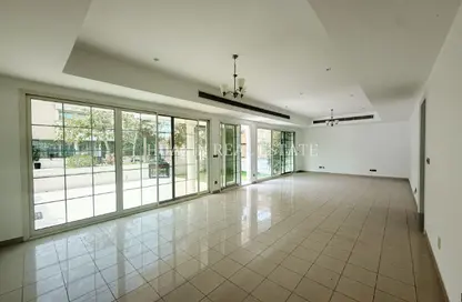 Villa - 4 Bedrooms - 4 Bathrooms for rent in Umm Suqeim 2 Villas - Umm Suqeim 2 - Umm Suqeim - Dubai Villa - 4 Bedrooms - 4 Bathrooms for rent in Umm Suqeim 2 Villas - Umm Suqeim 2 - Umm Suqeim - Dubai