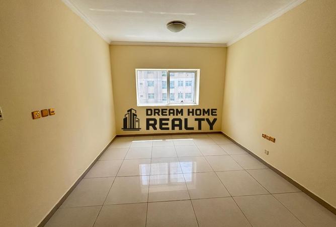 82367438 - Property Main Image