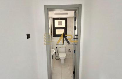 Apartment - 1 Bedroom - 2 Bathrooms for rent in Aljada - Sharjah