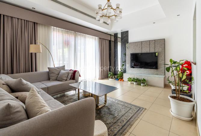 126083417 - Property Main Image