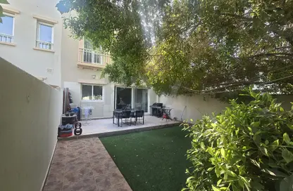 Villa - 2 Bedrooms - 2 Bathrooms for rent in Springs 11 - The Springs - Dubai