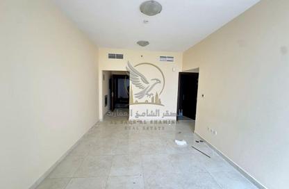 Apartment - 1 - 1 for rent in New Al Taawun Road - Al Taawun - Sharjah Apartment - 1 - 1 for rent in New Al Taawun Road - Al Taawun - Sharjah