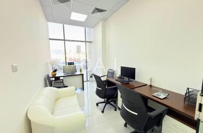 Office Space - Studio - 1 Bathroom for rent in Red Avenue - Al Garhoud - Dubai