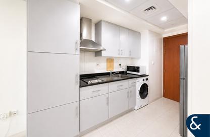 Apartment - Studio - 1 Bathroom for rent in Lake Terrace - JLT Cluster D - Jumeirah Lake Towers - Dubai