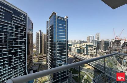 شقة - 1 حمام للايجار في بريفه باي داماك (بي) - داماك مايسون برايف - الخليج التجاري - دبي