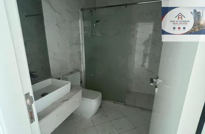 Apartment - 1 Bedroom - 2 Bathrooms for rent in Al Khan Corniche - Al Khan - Sharjah Apartment - 1 Bedroom - 2 Bathrooms for rent in Al Khan Corniche - Al Khan - Sharjah