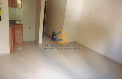Apartment - Studio - 1 Bathroom for rent in Al Naba'ah 8 Building - Al Naba'ah - Al Sharq - Sharjah