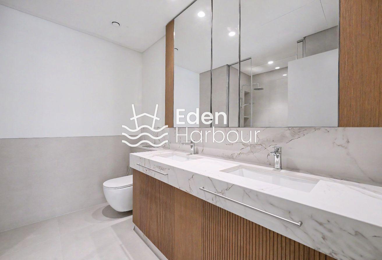 UNFURNISHED | CORNER LAYOUT | VACANT photo 12