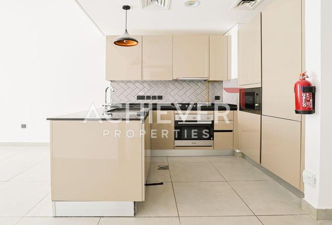 75030182 - Property Image 3