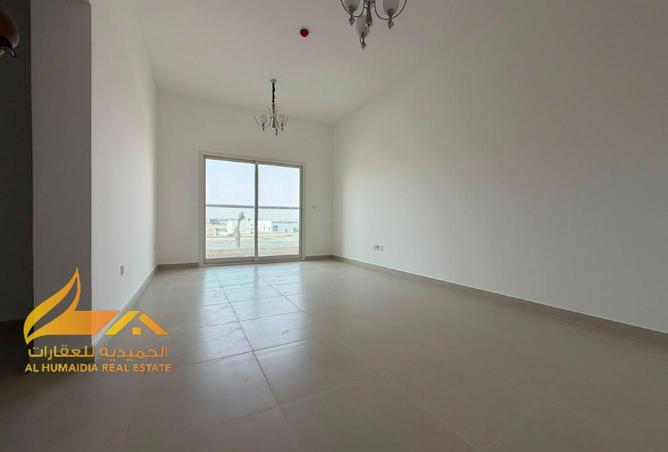 100405589 - Property Image 2