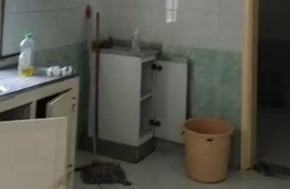 Apartment - 1 Bedroom - 1 Bathroom for rent in Abu shagara Building 2 - Budaniq - Al Qasimia - Sharjah
