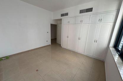 Apartment - 2 Bedrooms - 2 Bathrooms for rent in Thuraya Al Majaz Building - Al Majaz 3 - Al Majaz - Sharjah
