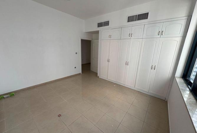 114171160 - Property Image 3